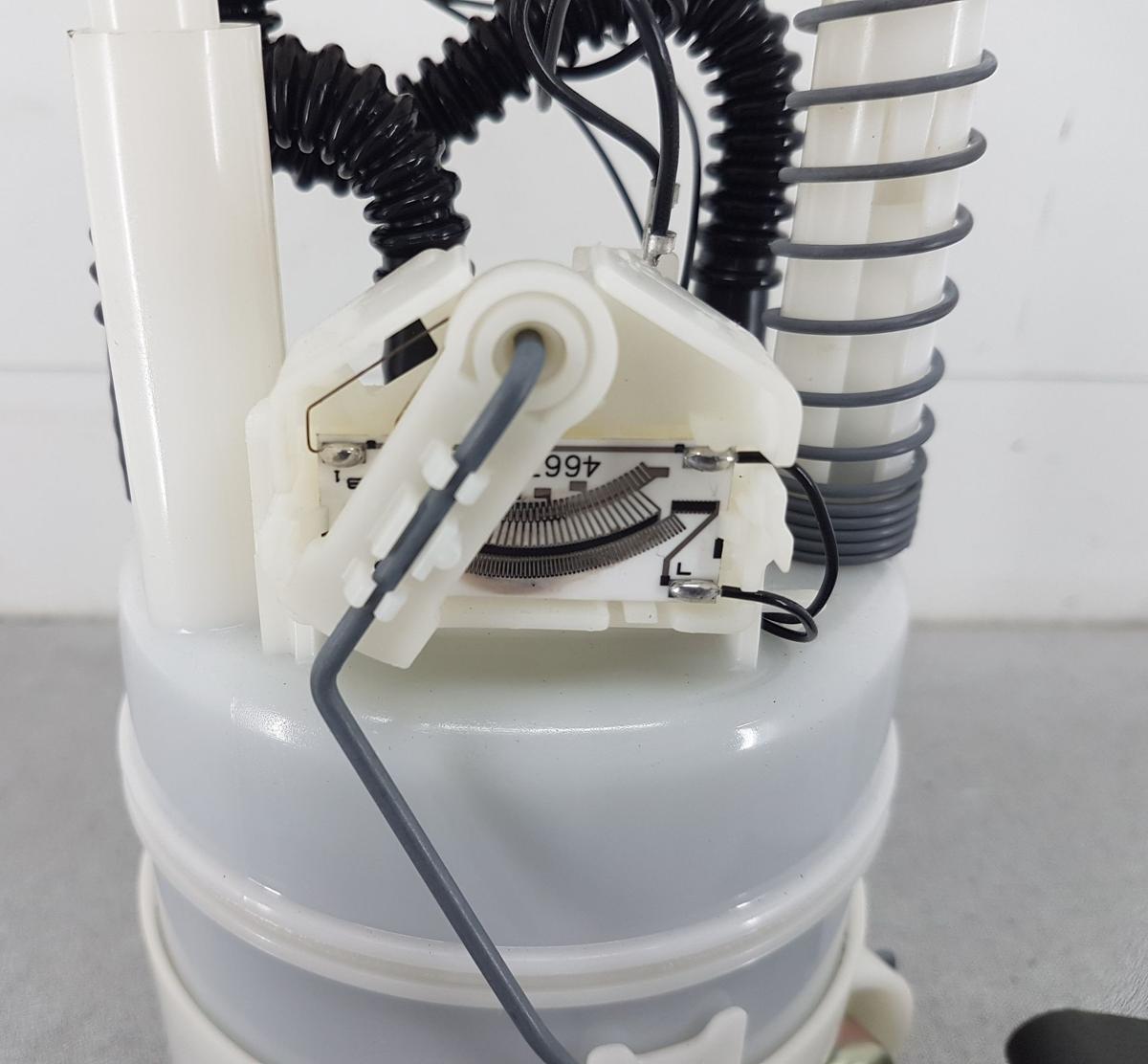 Nissan Micra K12 Kraftstoffpumpe Bj2003 1,0 16V 48kw CG10DE Benzinpumpe