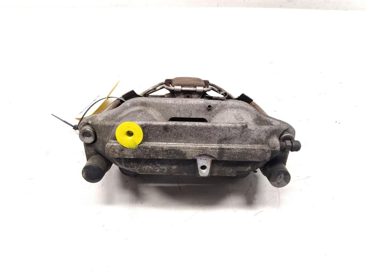 Audi A8 4D D2 original Bremssattel Vorderachse links Lucas 323x30mm Bj.1999
