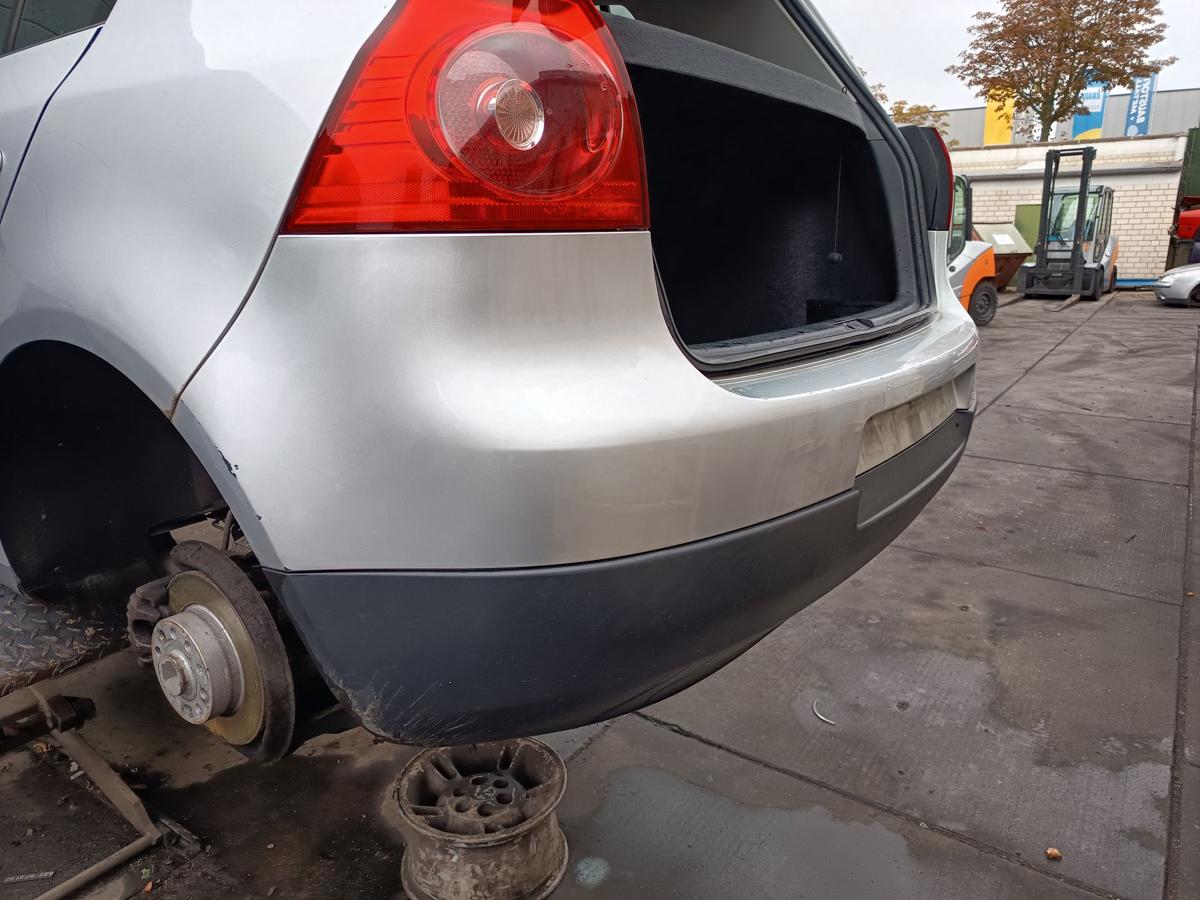 VW Golf V original Stoßstange Fänger hinten/Heck A7W Reflexsilber Bj 2005