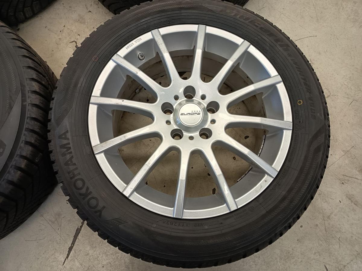 Opel Insignia B Alufelgen mit Winterreifen 7,5x17 ET40 DOT 2824 Baujahr 2019