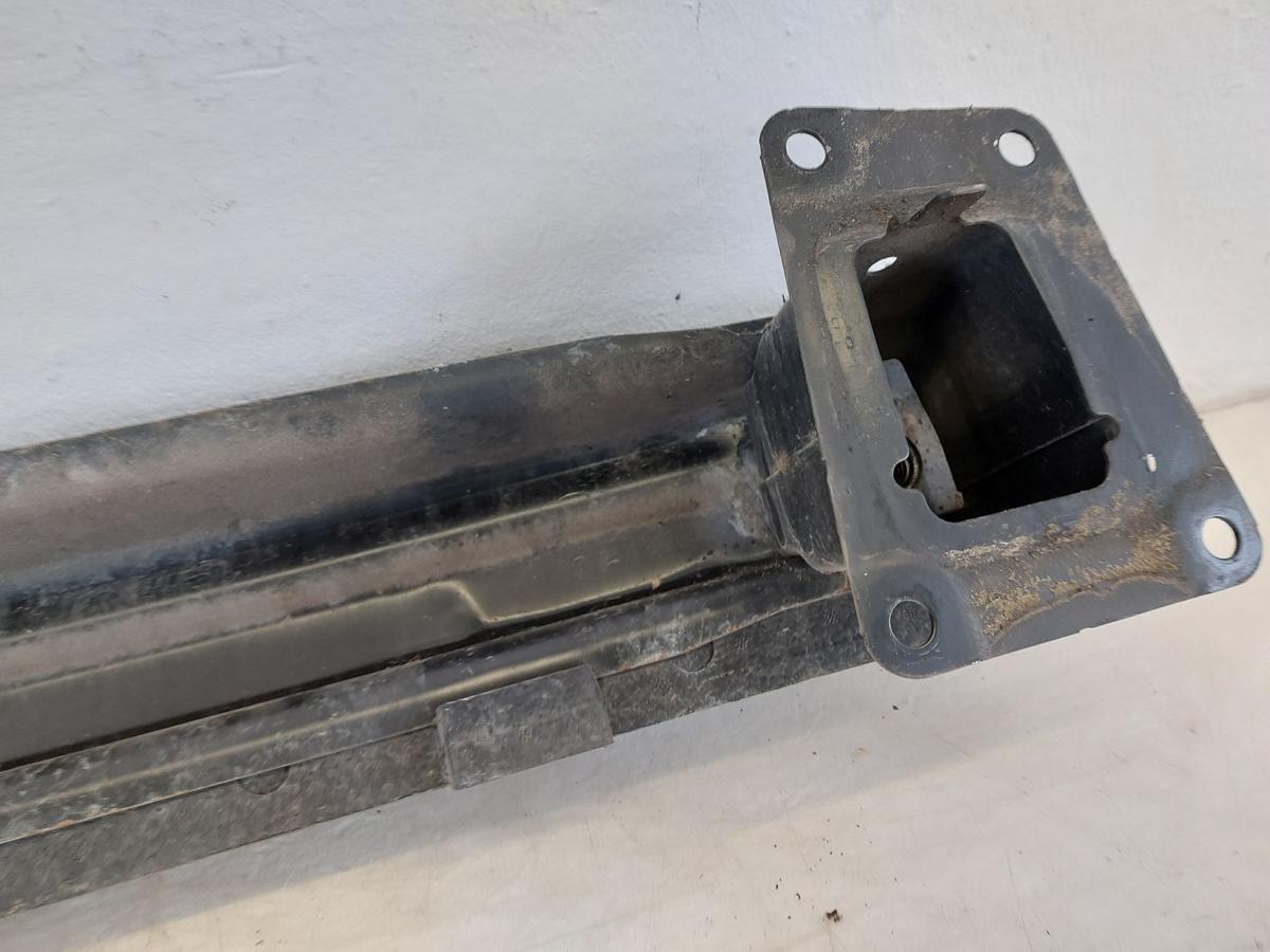 VW Passat CC Tr&auml;ger Sto&szlig;f&auml;nger Pralltr&auml;ger Hecksch&uuml;rze mit Schaumstoff