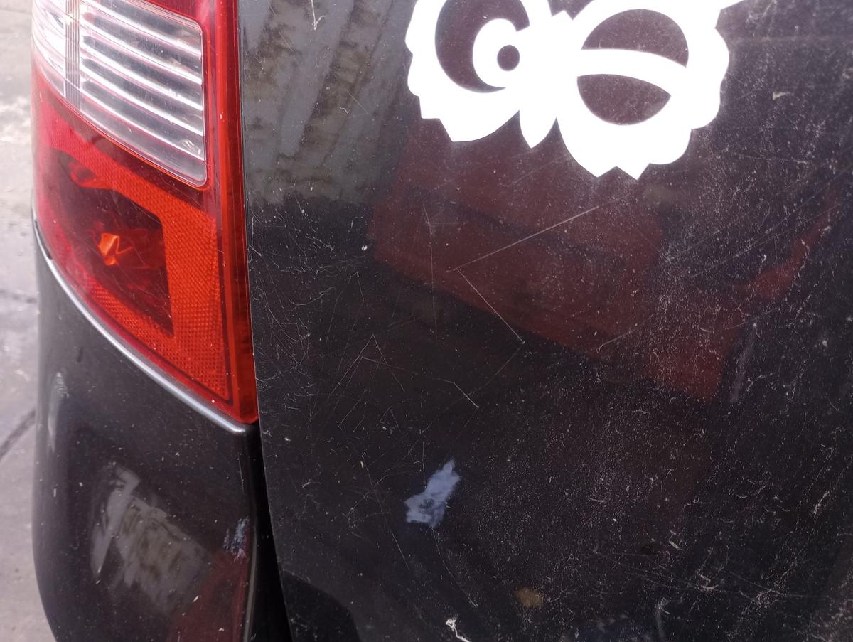 Renault Laguna 3 Grandtour orig Heckklappe m Scheibe 676 Perlm.schwarz met Bj 10