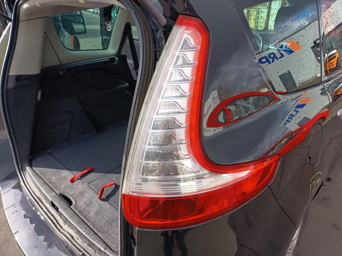 Renault Grand Scenic 3 original R&uuml;ckleuchte rechts Heck Schluss Licht Bj 2009