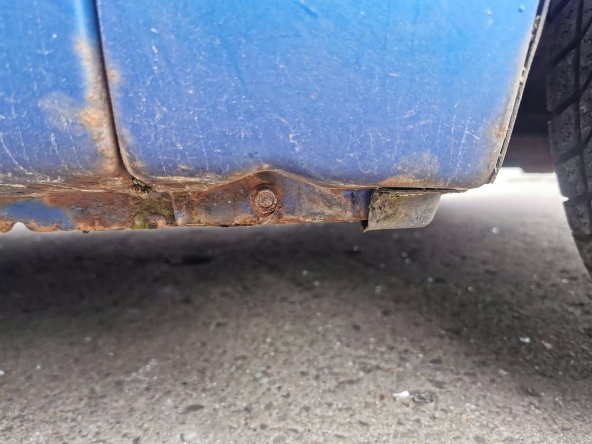 Daihatsu Cuore 251 Kotflkügel Fender Seitenwand vorn rechts B51 Blue Perl Met