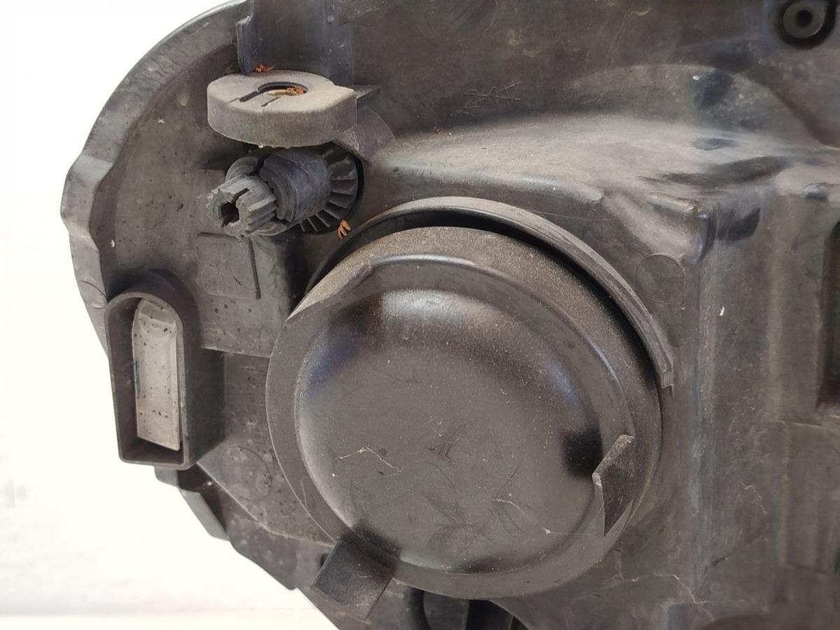 VW Polo 9N3 Scheinwerfer links Hauptscheinwerfer Halogen Valeo OEM