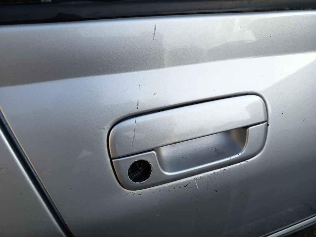 Peugeot 406 original T&uuml;r vorn rechts Beifahrer EYC Quartzgrau Bj 2003