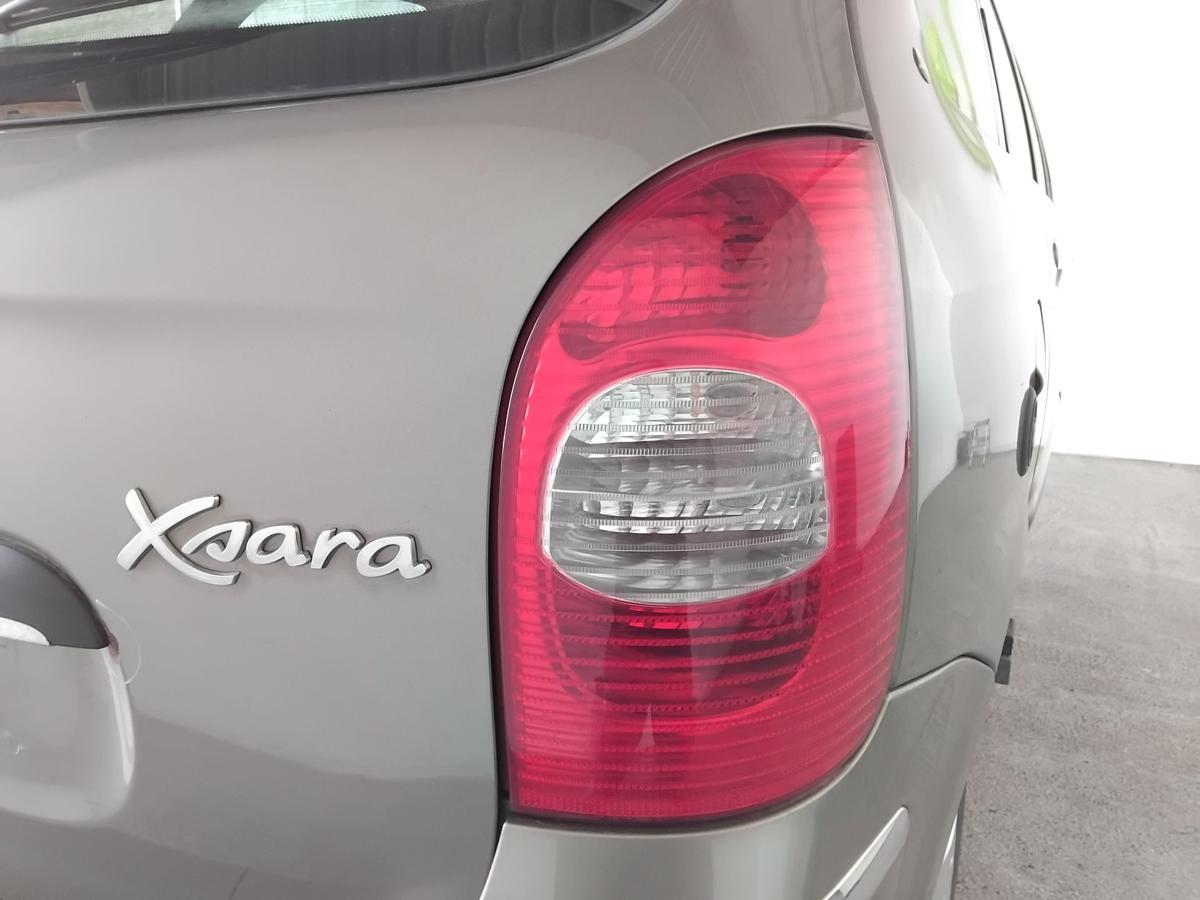 Citroen Xsara Picasso original R&uuml;ckleuchte Heckleuchte rechts Facelift BJ2009