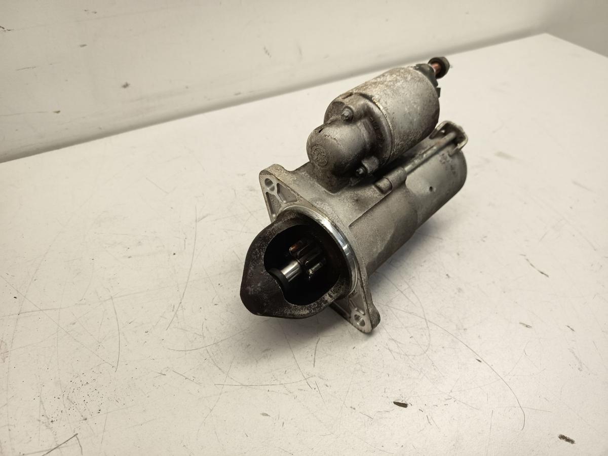 Opel Zafira B original Anlasser Starter Baujahr 2009