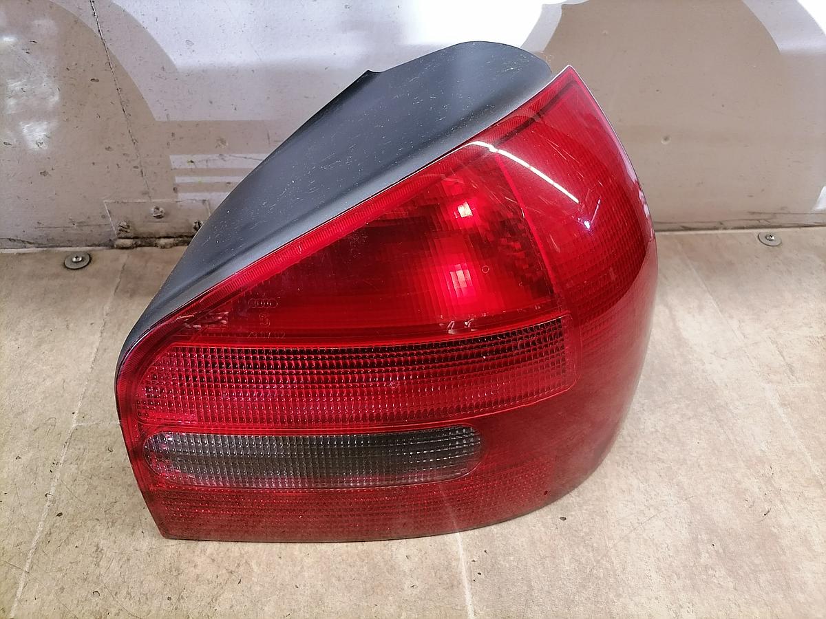 Audi A3 8l 5-Türer 99-00 Rücklicht Lampe hinten rechts