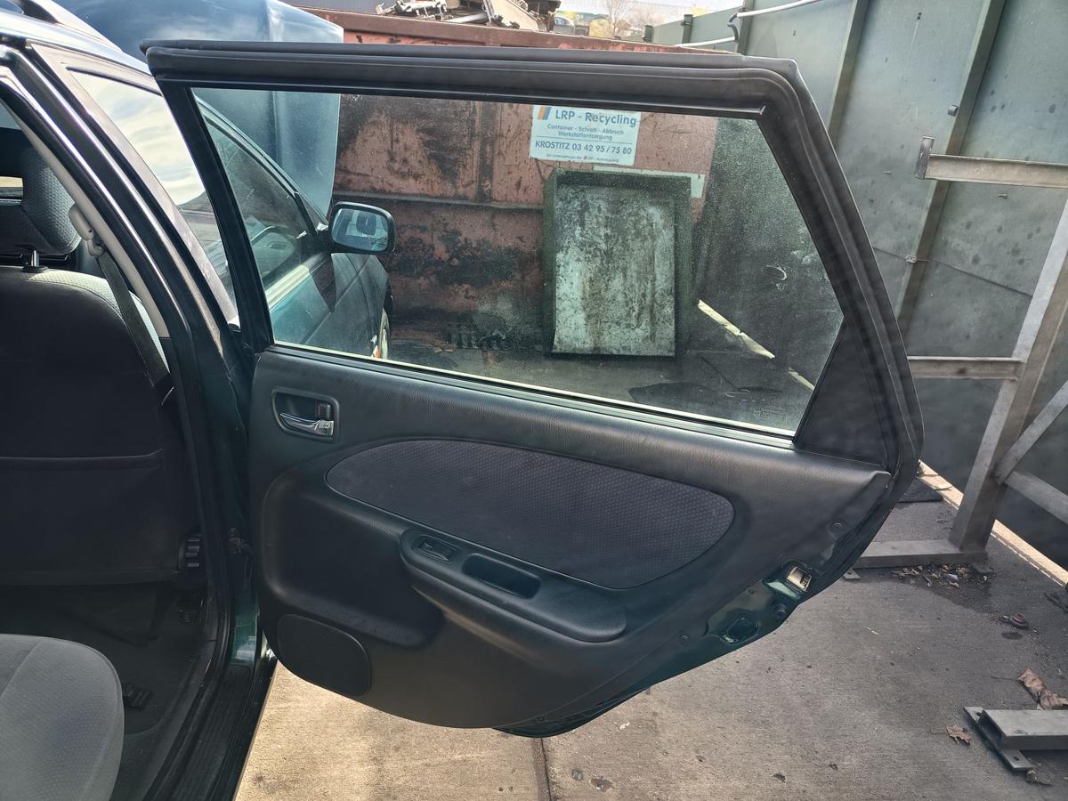 Toyota Avensis T22 Kombi original T&uuml;r Roht&uuml;r hinten rechts 6S3 Gr&uuml;n Baujahr 2001