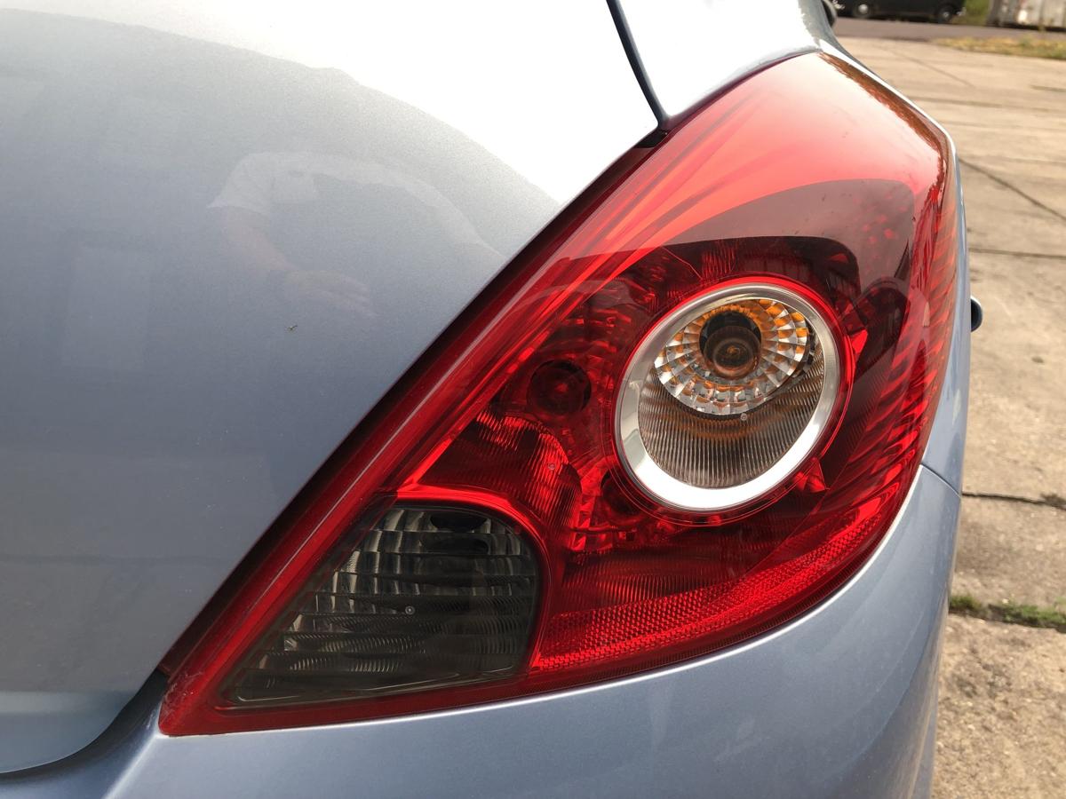 Opel Corsa D Rückleuchte rechts Heckleuchte Rücklicht nur für 3 türer