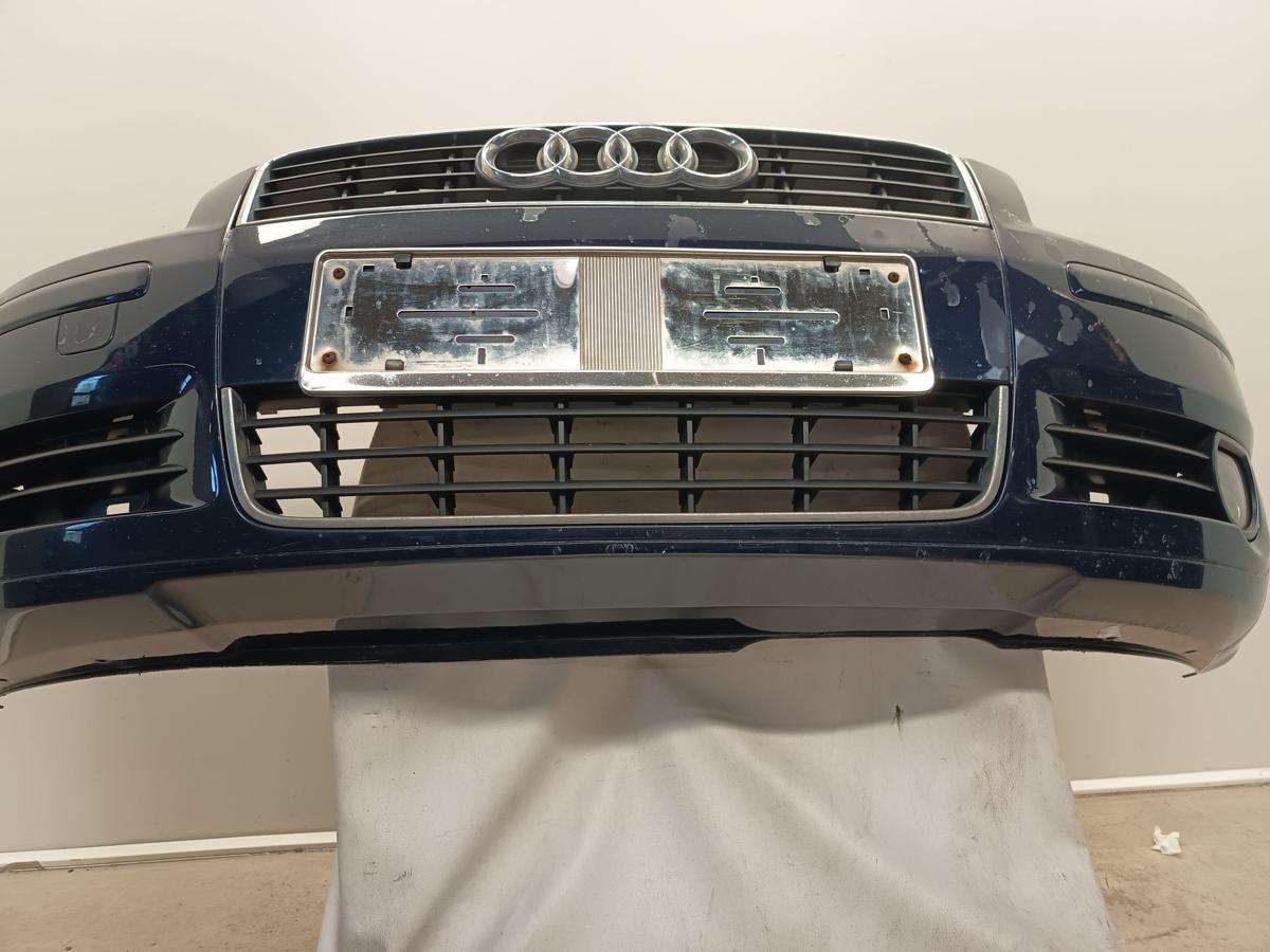 Audi A3 8P original Stoßfänger/ Stoßstange vorn mit NSW LZ5J MOROBLAU Bj 2003