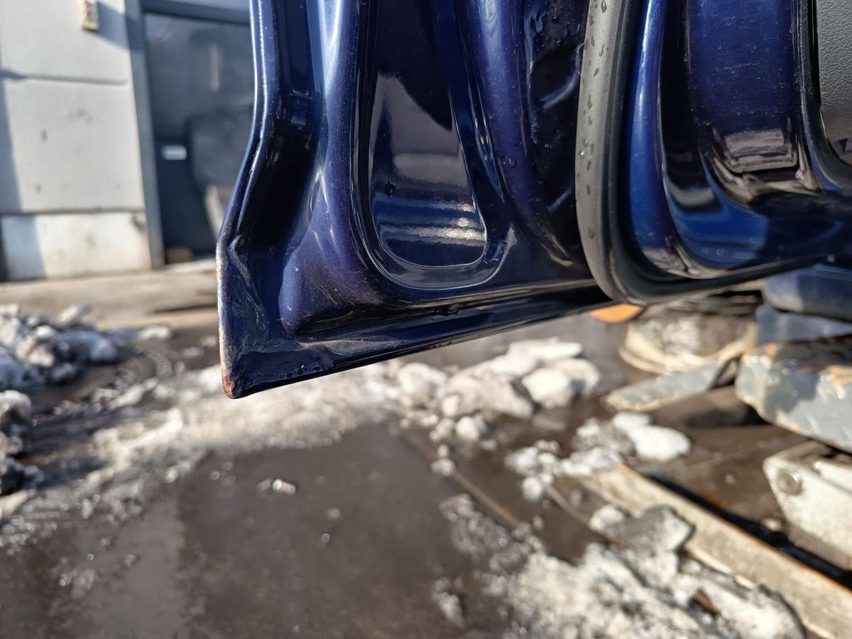 VW Touran 1T original T&uuml;r vorn links Fahrer B5N Indigoblau Bj 2006