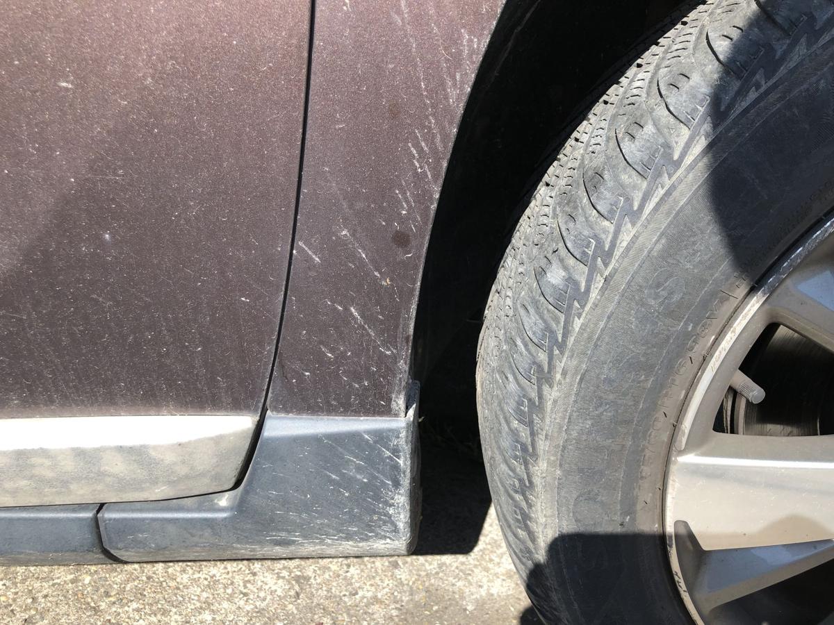 Peugeot 2008 I CU Kotflügel vorn rechts Beifahrerseite ETV Braun Makaha
