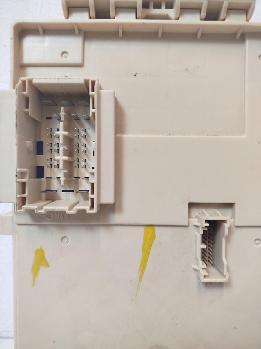 Hyundai i30 PD Mild Hybrid Sicherungskasten Sicherungstr&auml;ger Relaiskaste