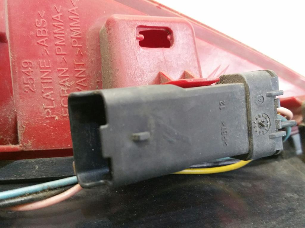 Citroen C5 Typ_R Bj.05 orig. Rückleuchte unten links Kombi ab 04