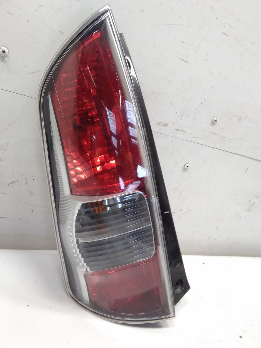 Daihatsu Sirion 2 M300 original Rückleuchte Heckleuchte links BJ2008