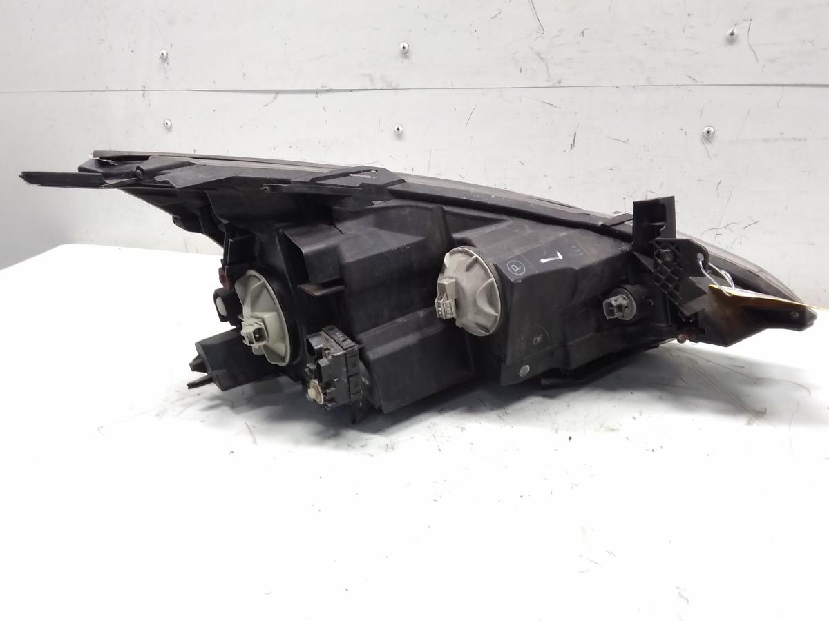 Mitsubishi Grandis original Scheinwerfer links Halogen Koito mit LWR Bj.2007