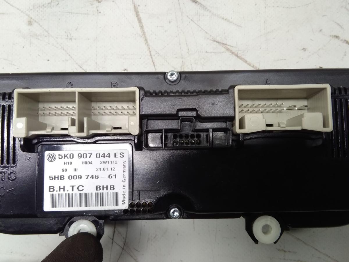 VW Golf 6 original Klimabedienteil Klimaautomatik 5K0907044ES Bj.2012