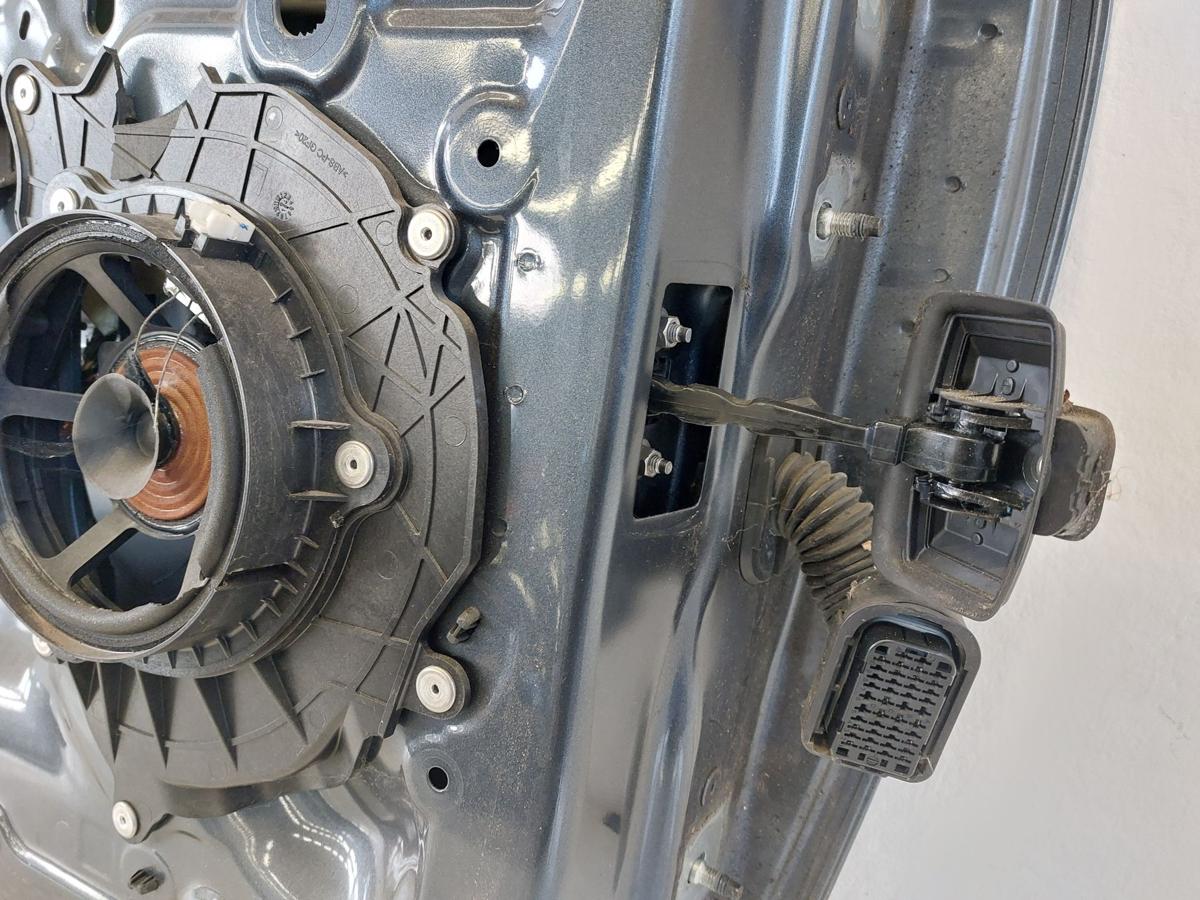 Renault Clio IV X98 TCe90 T&uuml;r vorn links Fahrert&uuml;r im Rohbau TEKPN Grey Titanium