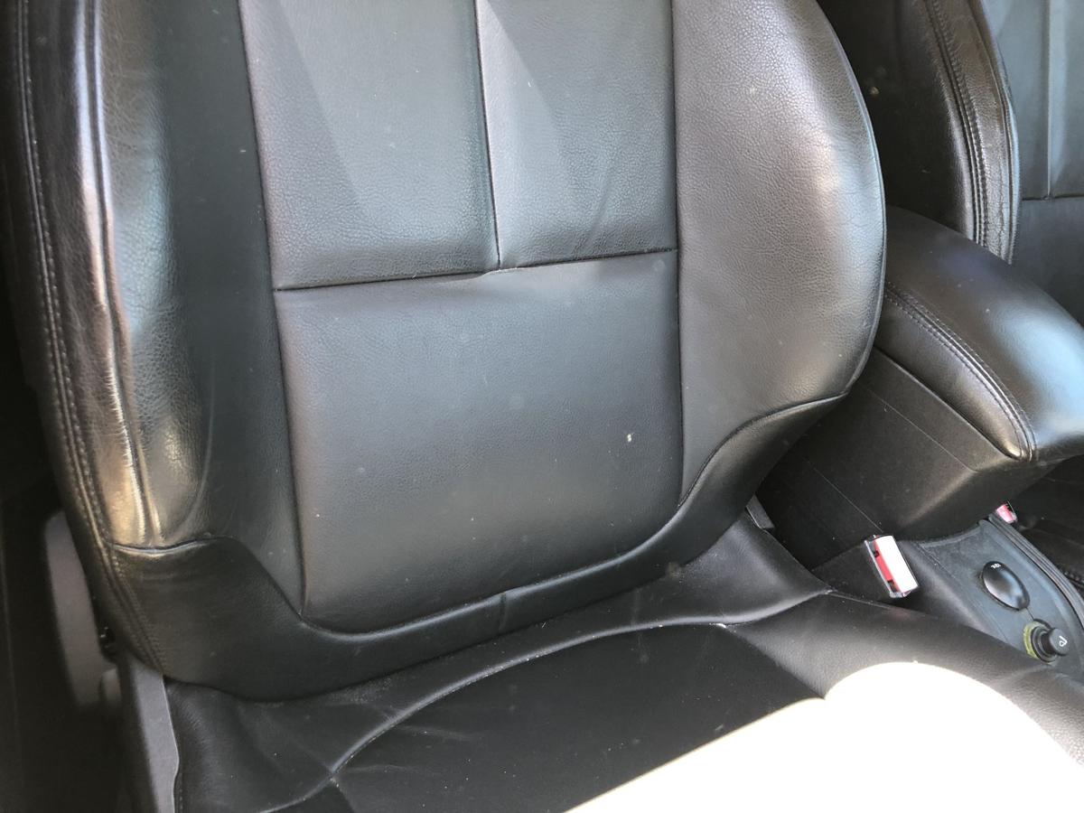 Citroen C4 Typ L Ledersitz vorn rechts Leder schwarz manuelle Verstellung