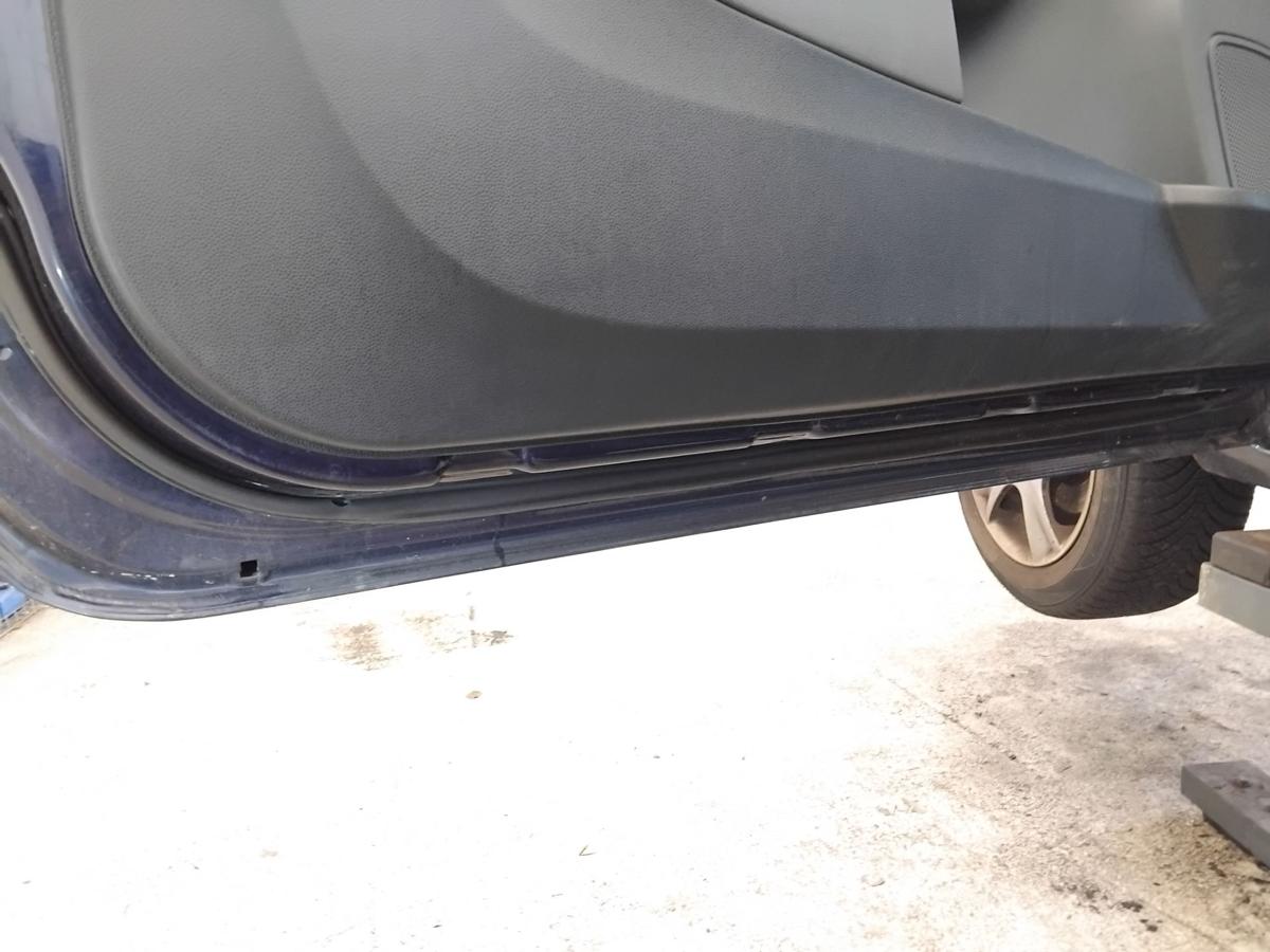 Ford Fiesta JA8 T&uuml;r vorn links Fahrert&uuml;r 3-T&uuml;rer Atlantikblaumetallic BJ2011