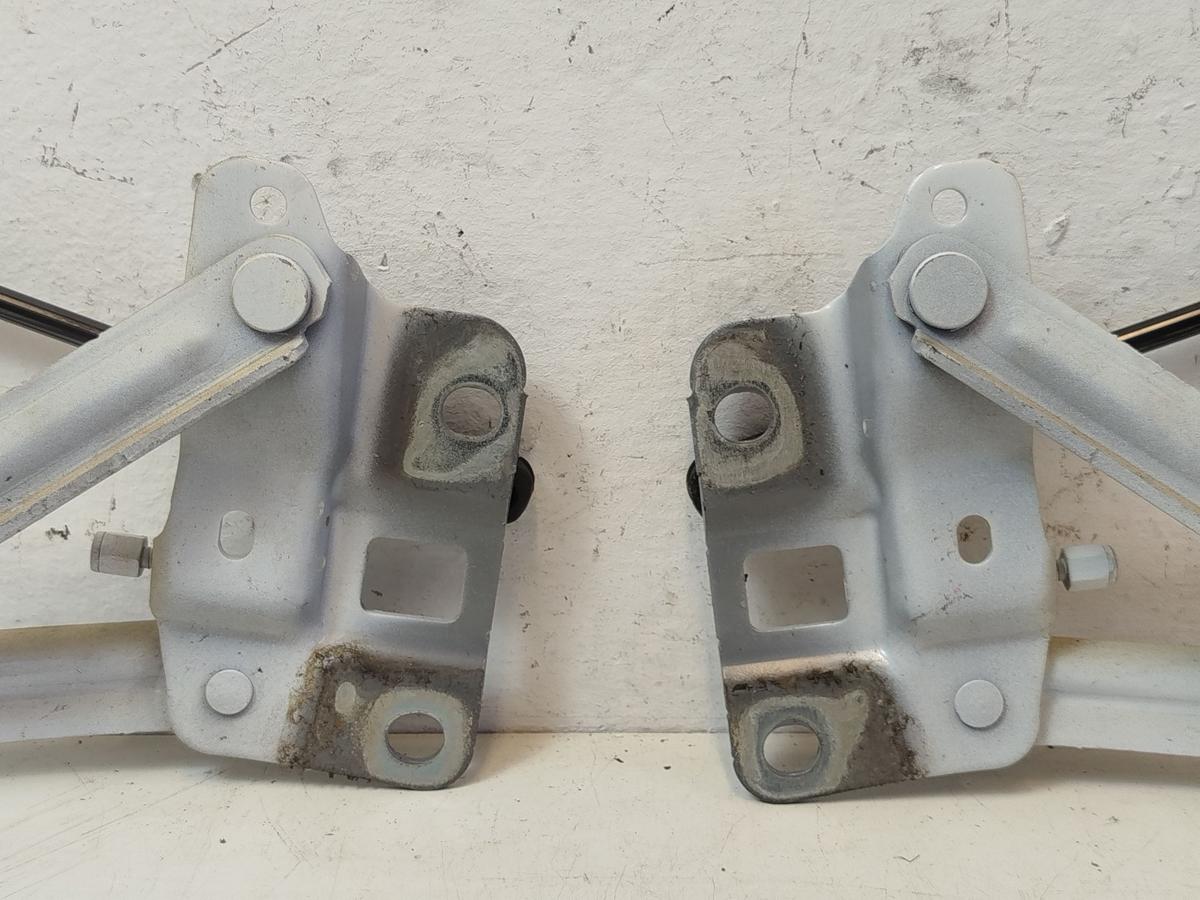 Omoda 5 EV Elektro Satz Motorhaubenscharniere Scharnier Haube links und rechts