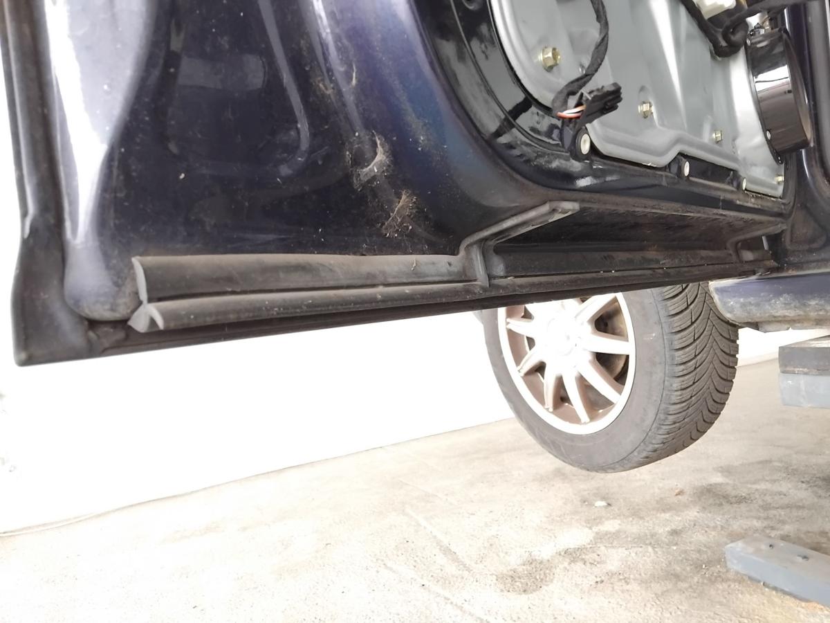 VW Golf 4 1J T&uuml;r vorn links Fahrert&uuml;r 5-t&uuml;rig LB5N Indigoblaumetallic BJ2000
