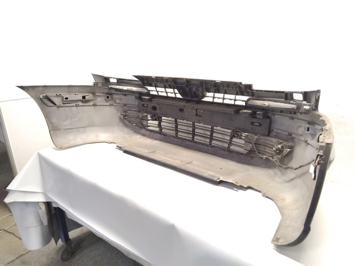 Peugeot 807 Facelift original Sto&szlig;f&auml;nger Sto&szlig;stange vorn mit PDC SRA Bj.2008