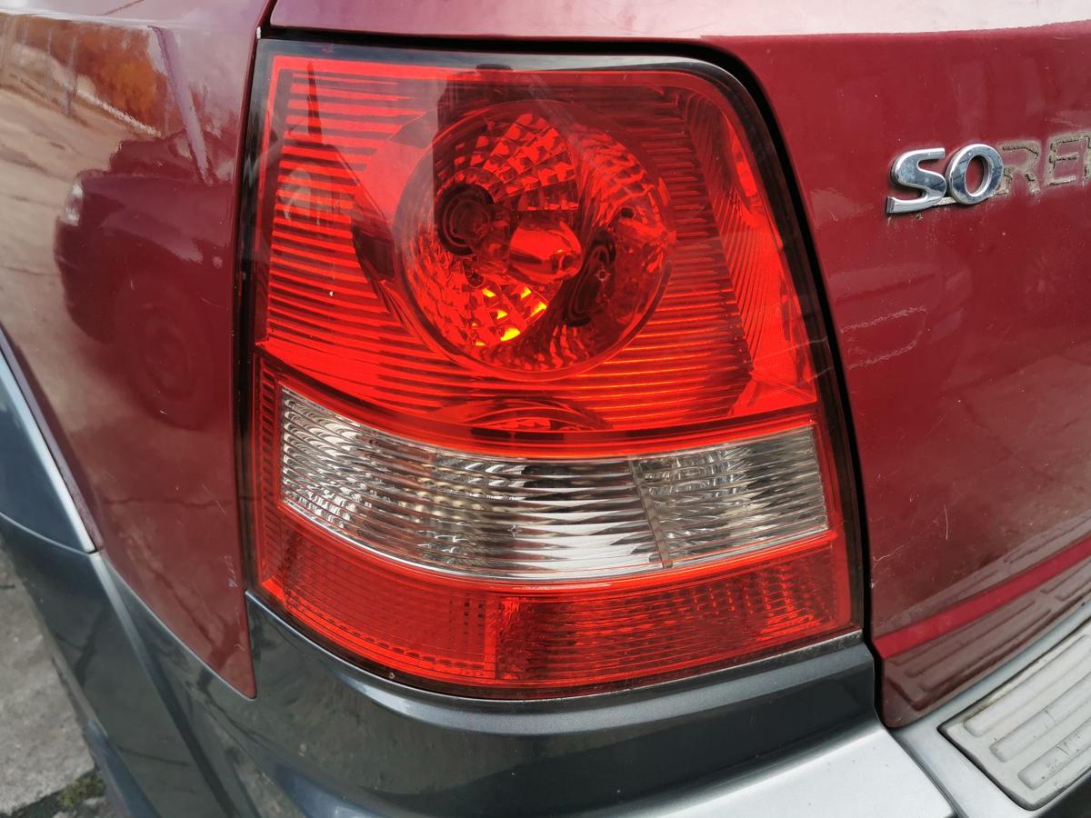 Kia Sorento JC Rückleuchte Schlussleuchte Rücklicht hinten links bis 2006
