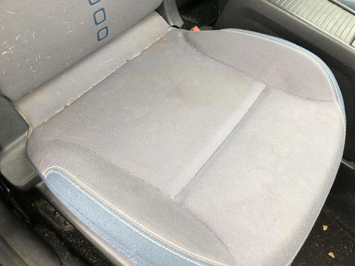 Citroen Berlingo B9 Multispace Sitz vorn rechts Stoff o. Heizung Beifahrersitz