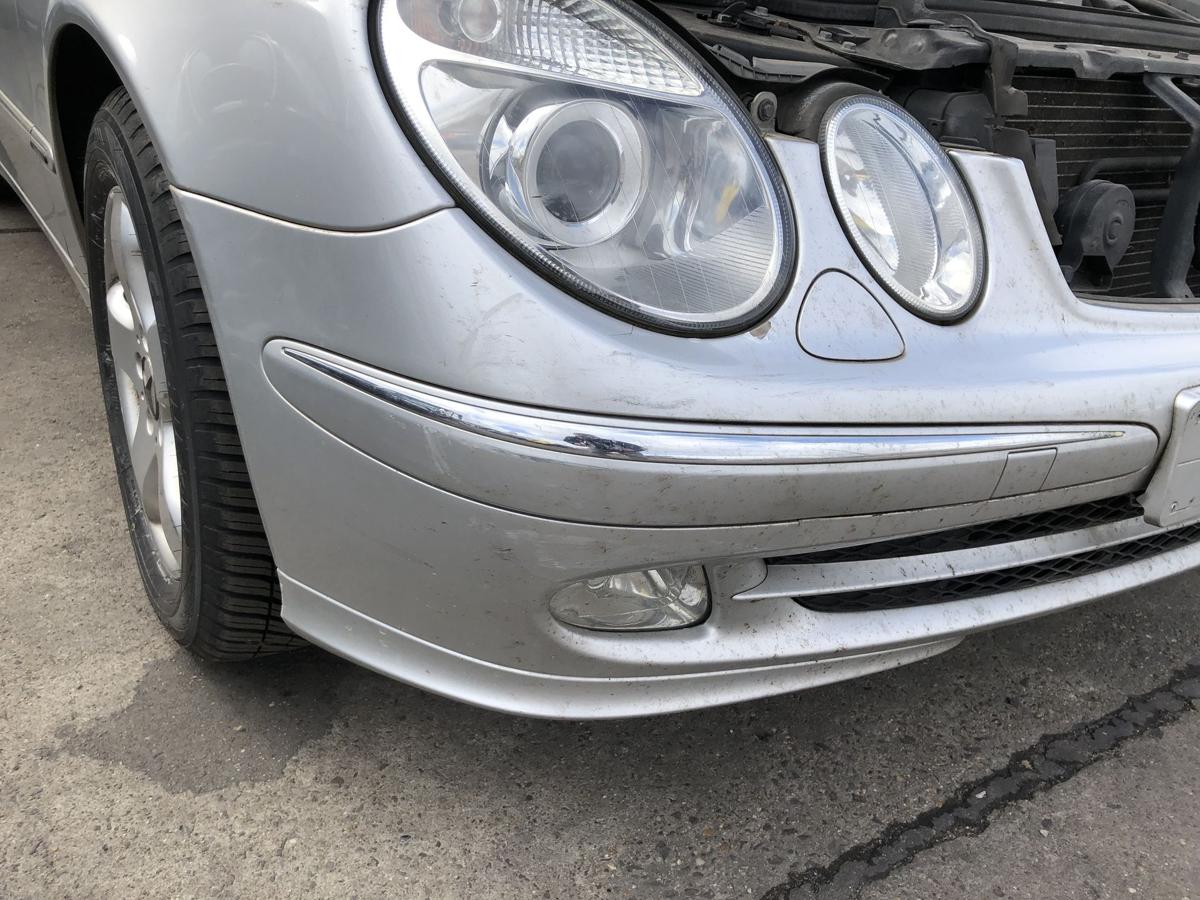 Mercedes E Klasse W211 Sto&szlig;f&auml;nger vorn Nebelscheinwerfer SRA 744 silber SCHADEN