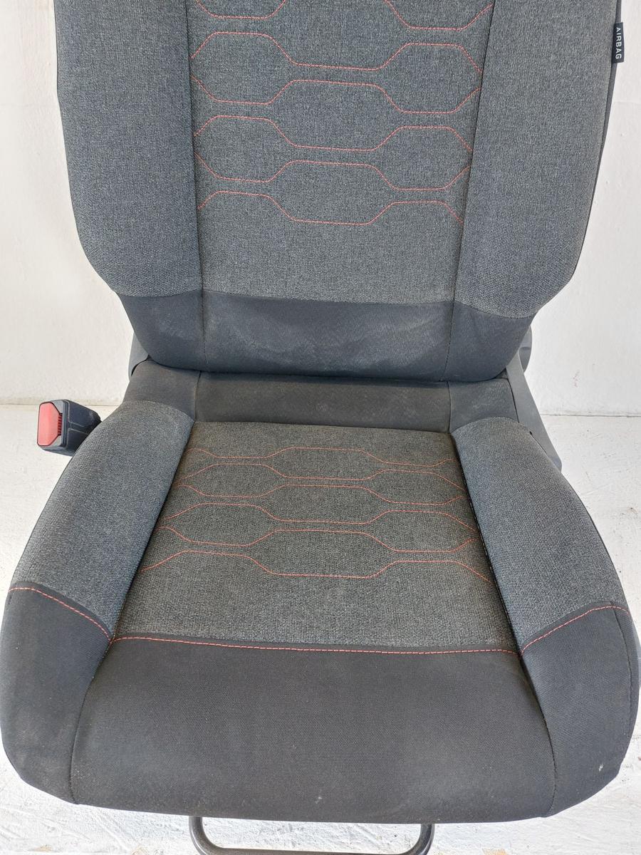 Citroen C3 III SX ab17 Sitz vorn links Fahrersitz Stoff mit Heizung Autositz