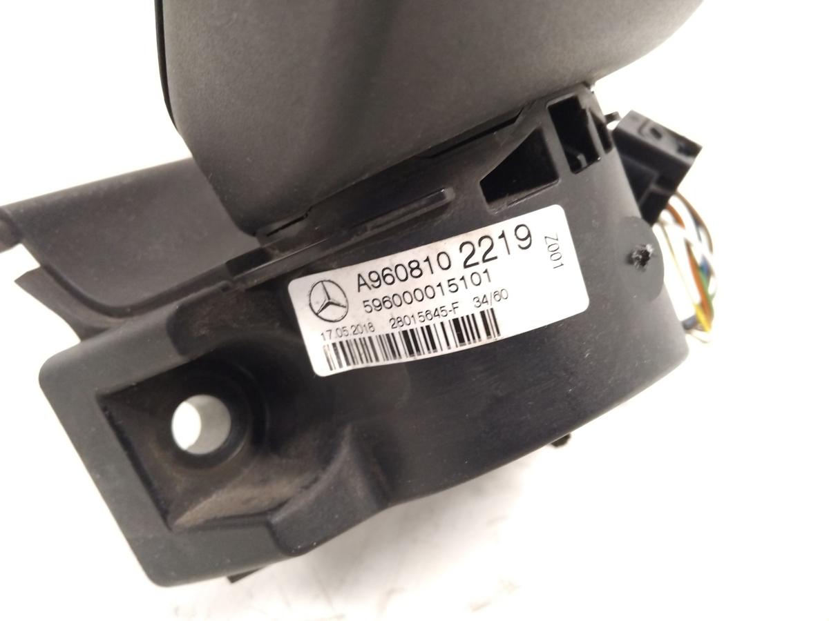 Mercedes Actros MP4 963 Au&szlig;enspiegel rechts elektrisch besch&auml;digt Bj.2018