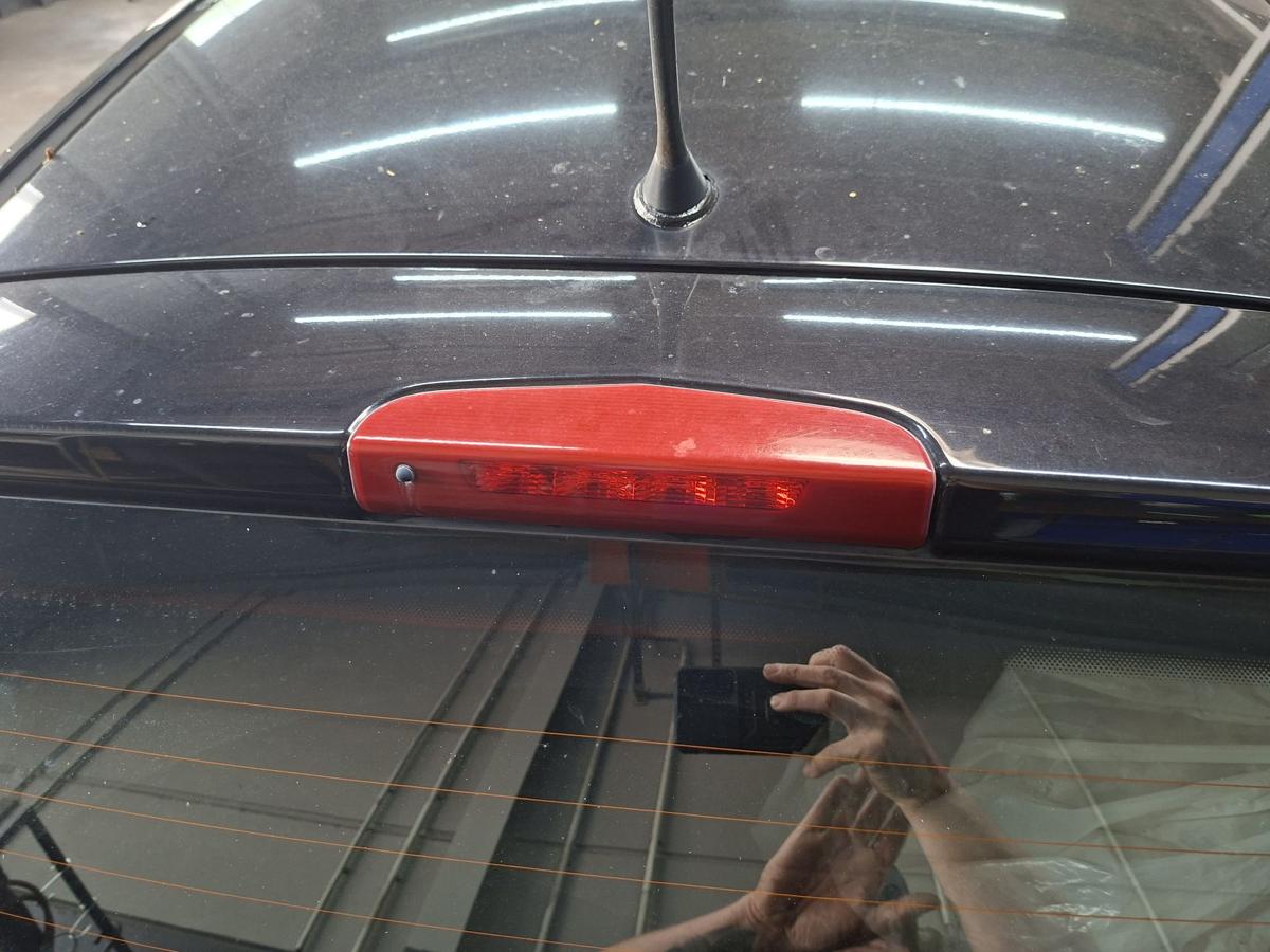 Opel Corsa D original Heckklappe hinten 2HU Saphirschwarz Metallic Bj 2007
