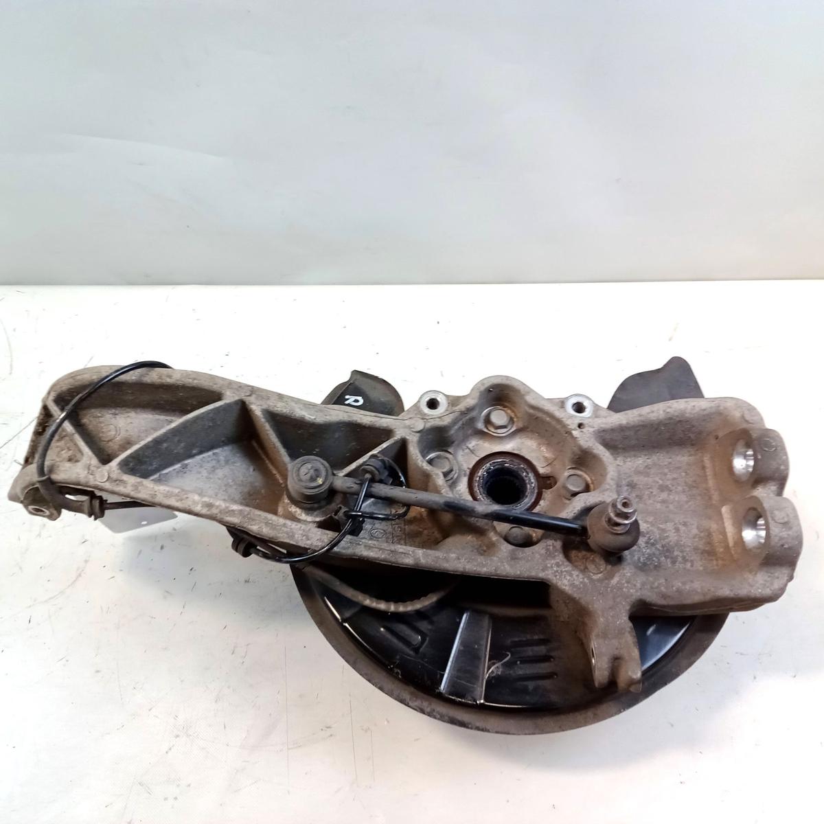 Tesla Model S Facelift Achsschenkel Radlagergeh&auml;use Vorderachse rechts Bj.2019