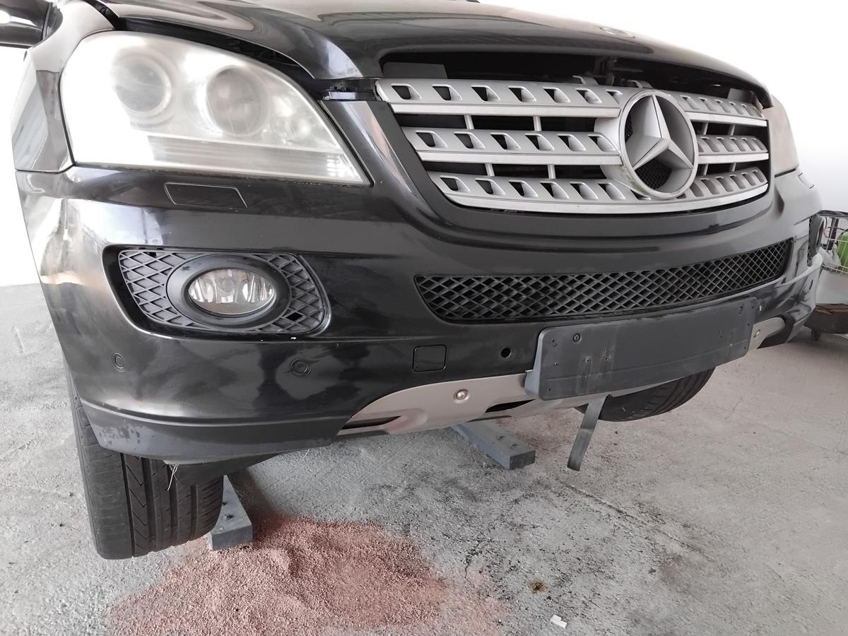 Mercedes ML164 original Stossfänger Stoßstange vorn SRA PDC BJ2006 197 obsidianschwarz