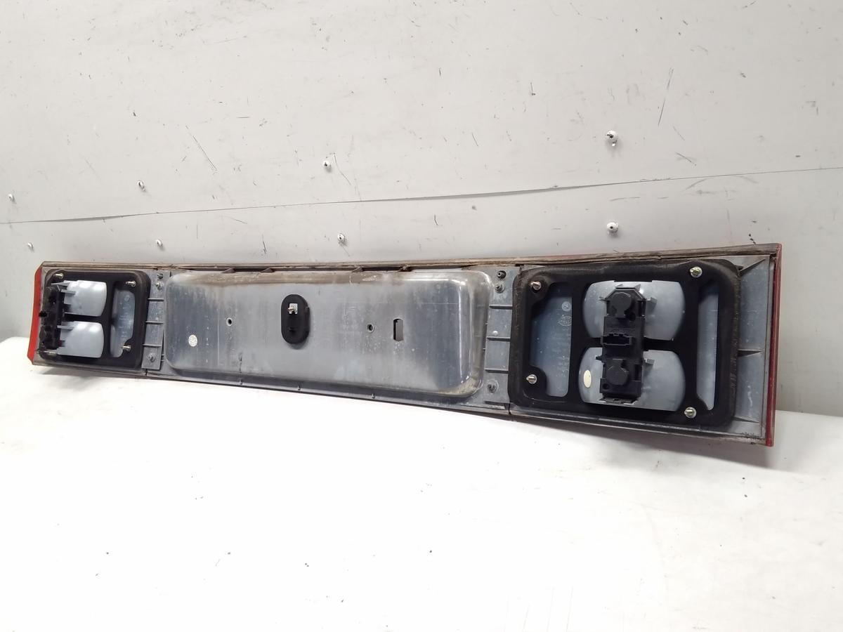 VW Sharan 7M Facelift original Heckblende mit Leuchten innen links rechts Bj2001