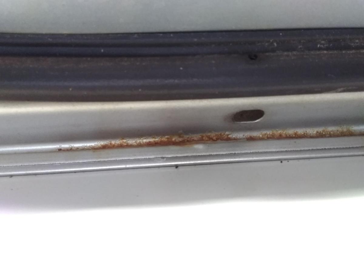 Toyota Rav4 Serie 3 original Tür hinten links classic silbermetallic 1F7 BJ2010