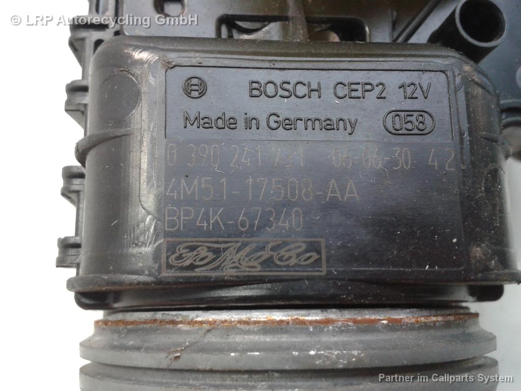 Ford Focus DA3 BJ2006 Wischermotor vorn 4M5117508AA Bosch 0390241731