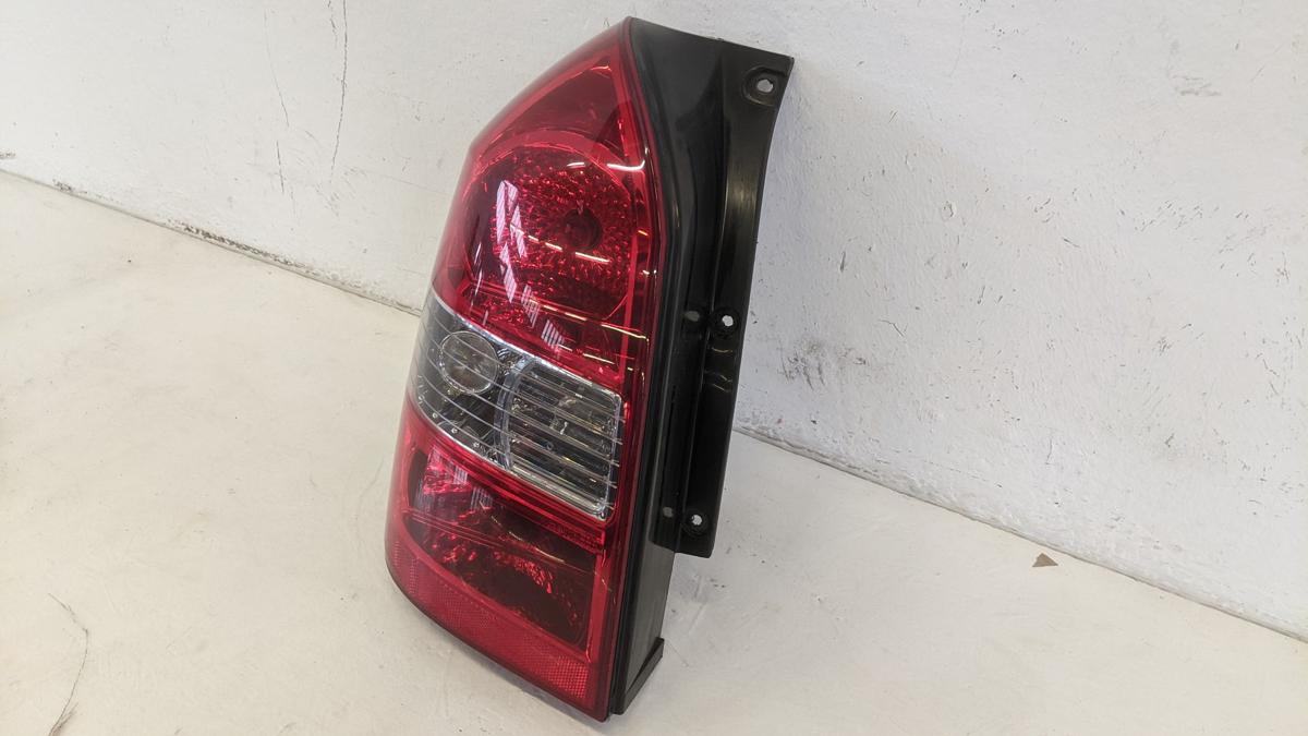 Rückleuchte Schlussleuchte Rücklicht Leuchte hinten links Hyundai Tucson 1 JM