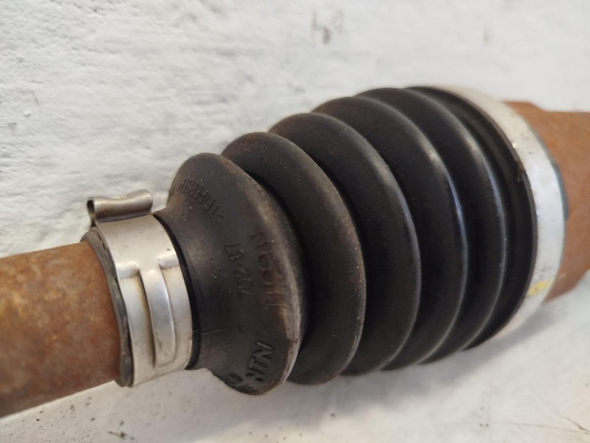 Renault Clio IV X98 TCe90 Antriebswelle vorn rechts Gelenkwelle OEM