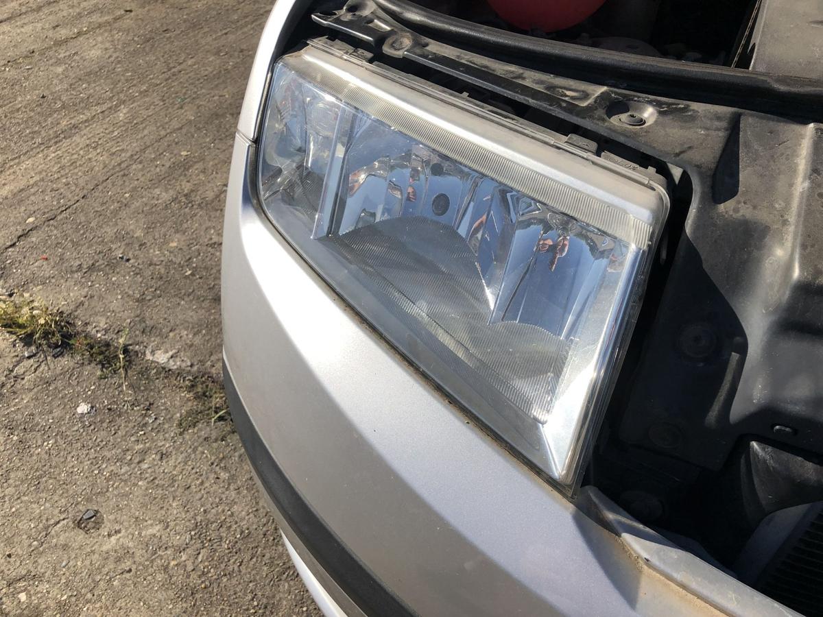 Skoda Fabia 6Y Hella Scheinwerfer rechts Frontscheinwerfer Lampe OEM