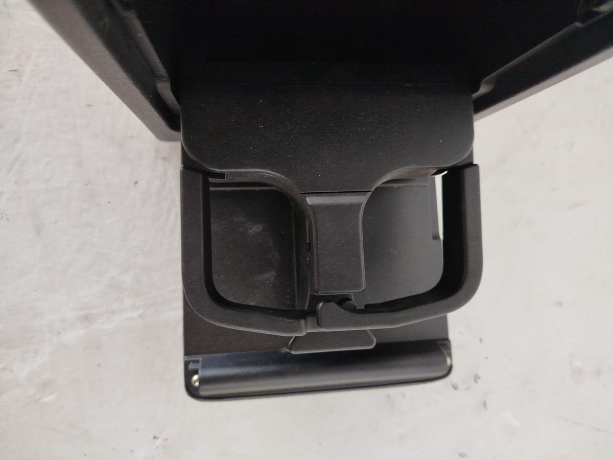 VW Tiguan 5N ab 2011 Mittelkonsolenverkleidung mit Armlehne Stoff Mittelarmlehne