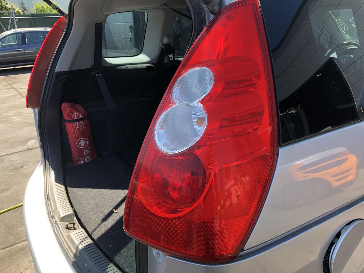 Mazda 5 original Rückleuchte rechts Heck/Schluss/Licht Bj 2006