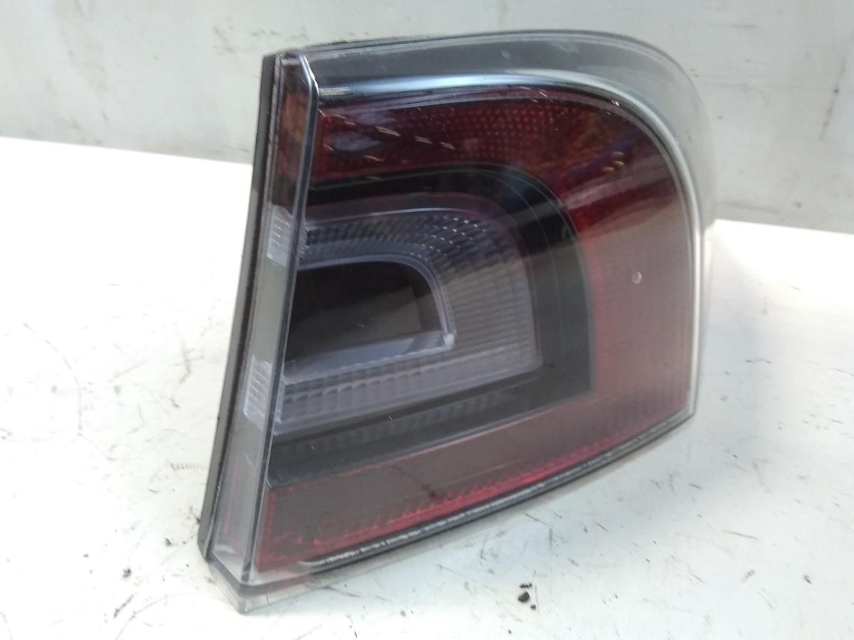 Tesla Model S P85D original R&uuml;ckleuchte Schlussleuchte rechts au&szlig;en BJ2014