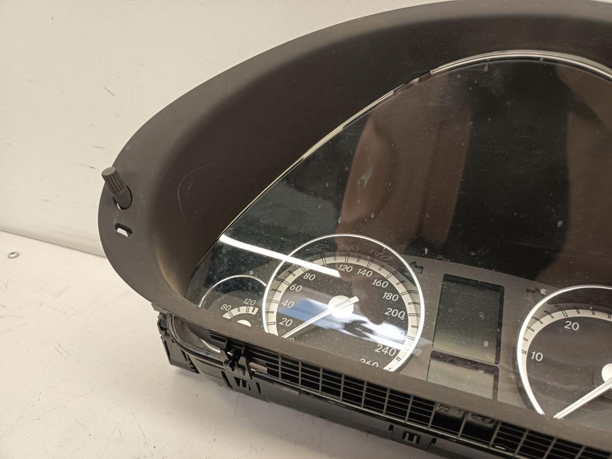 Mercedes Benz C-Klasse S203 original Kombiinstrument 2035401848 Bj 2005