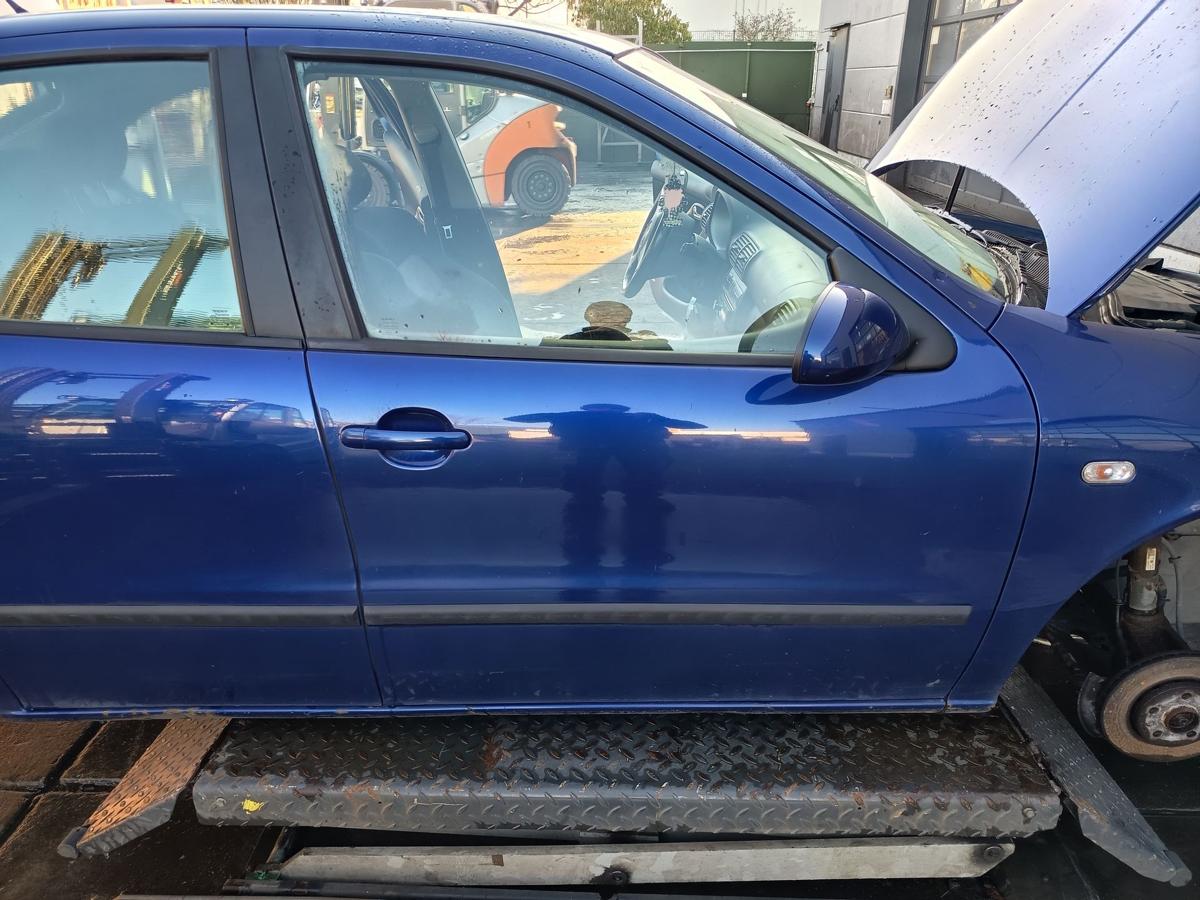 Seat Leon 1M original T&uuml;r vorn rechts Beifahrer S5S Almeriablau Bj 2005