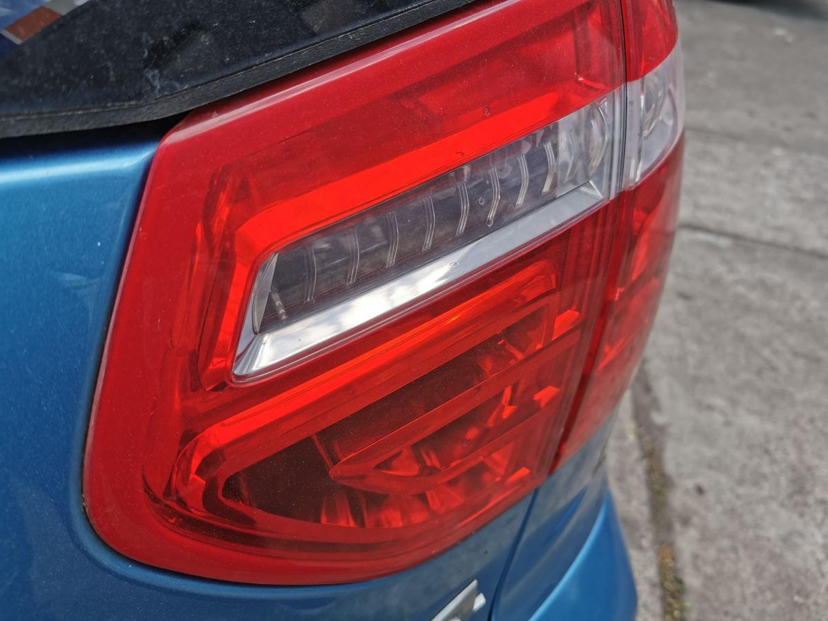 Citroen C4 Picasso U Rückleuchte Schlussleuchte Rücklicht innen rechts 5 Sitzer