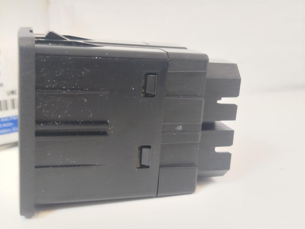 Ford Kuga III DFK Interface USB Schnittstelle Anschluss USB USB C